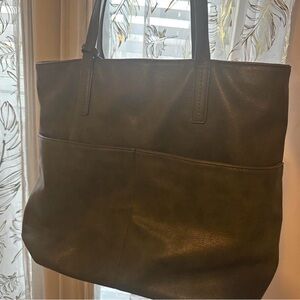 Chic Olive Tote Bag